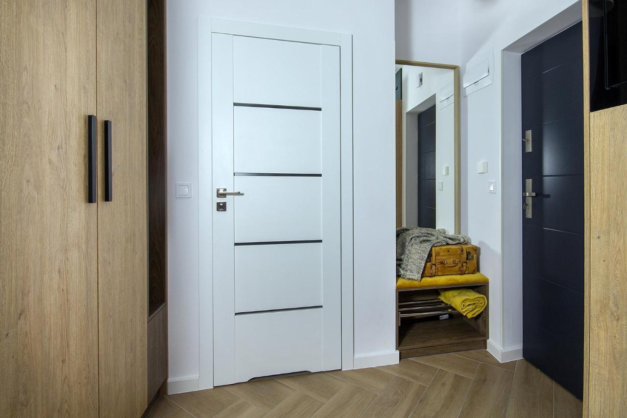 W&k - Energy - Faktura Vat, Parking Apartment